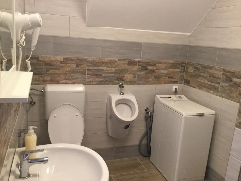 Avas Apartman 米什科尔茨 外观 照片