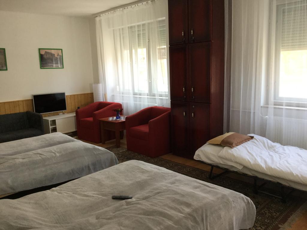 Avas Apartman 米什科尔茨 外观 照片