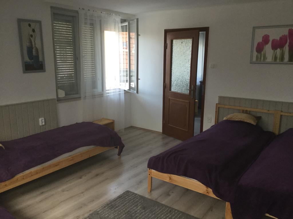 Avas Apartman 米什科尔茨 外观 照片